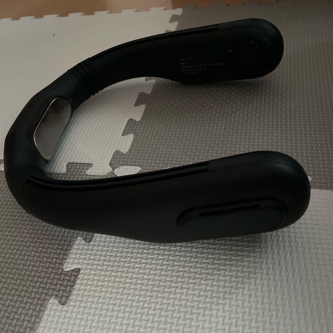 ネッククーラー冷却プレート首掛け扇風機 クーラー 羽根なし 黒