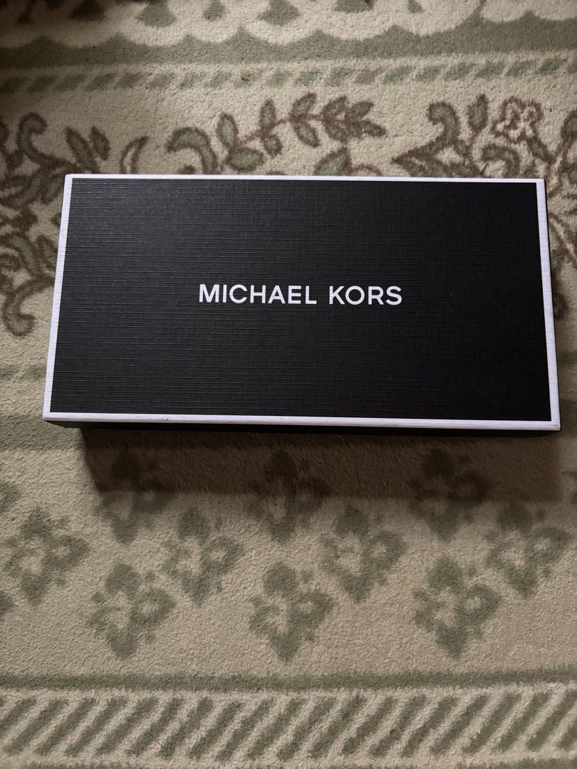 MICHAEL KORS ブラック　長財布