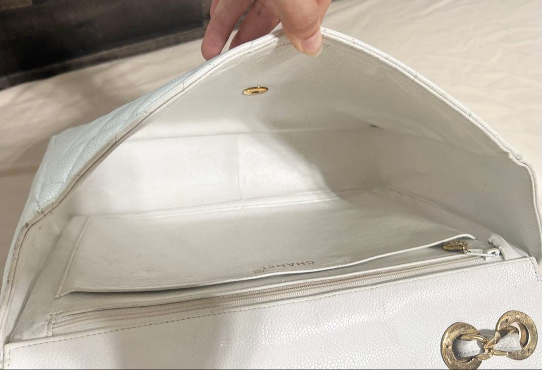 CHANEL デカマトラッセ　キャビアスキン　フラップ　バッグ