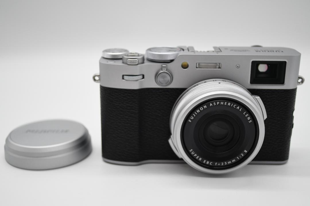 ★美品★ FUJIFILM フジフィルム X100VI シルバー 即発送