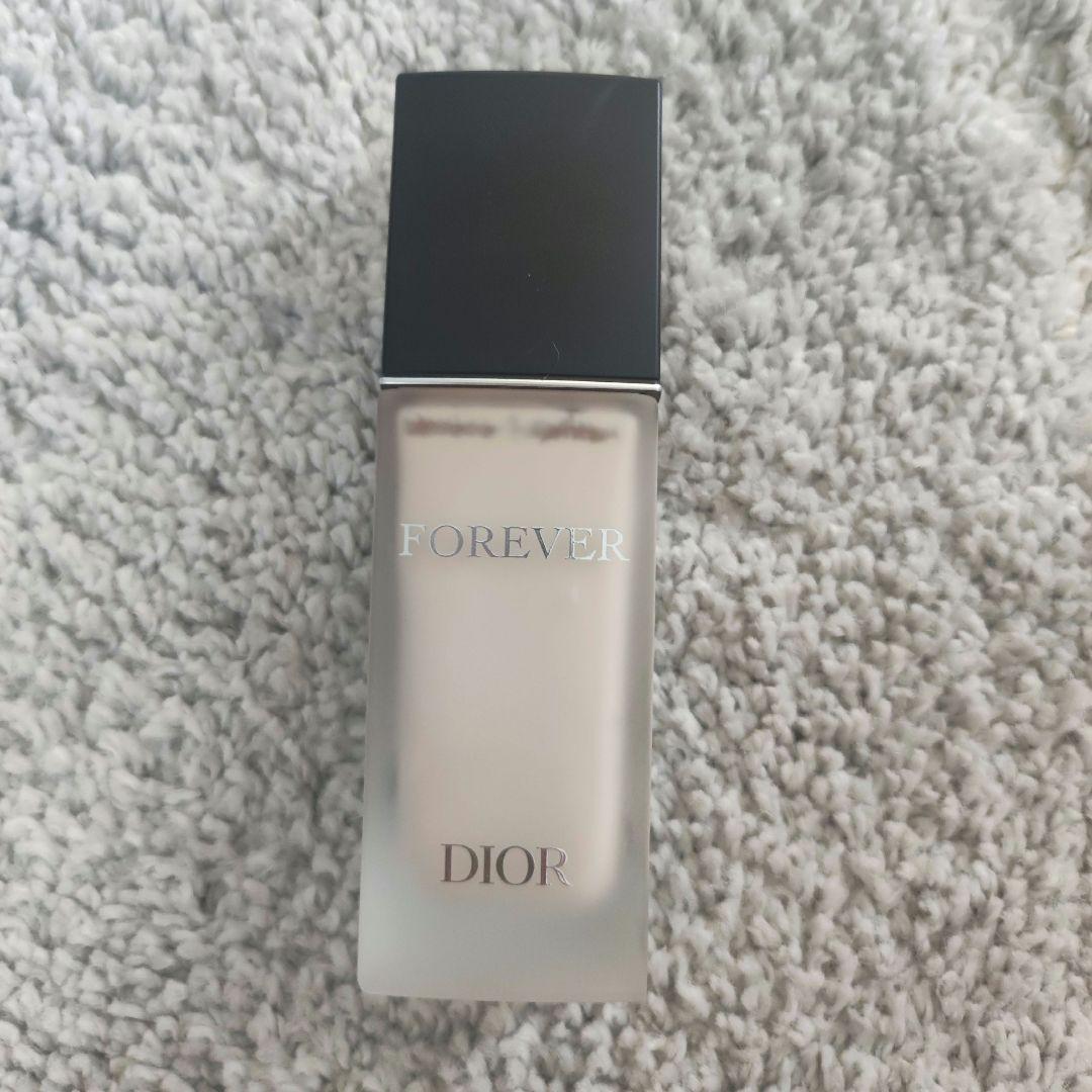 Diorスキンフォーエバーフルイド0CR