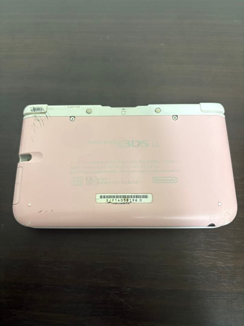 ピンクホワイトNintendo