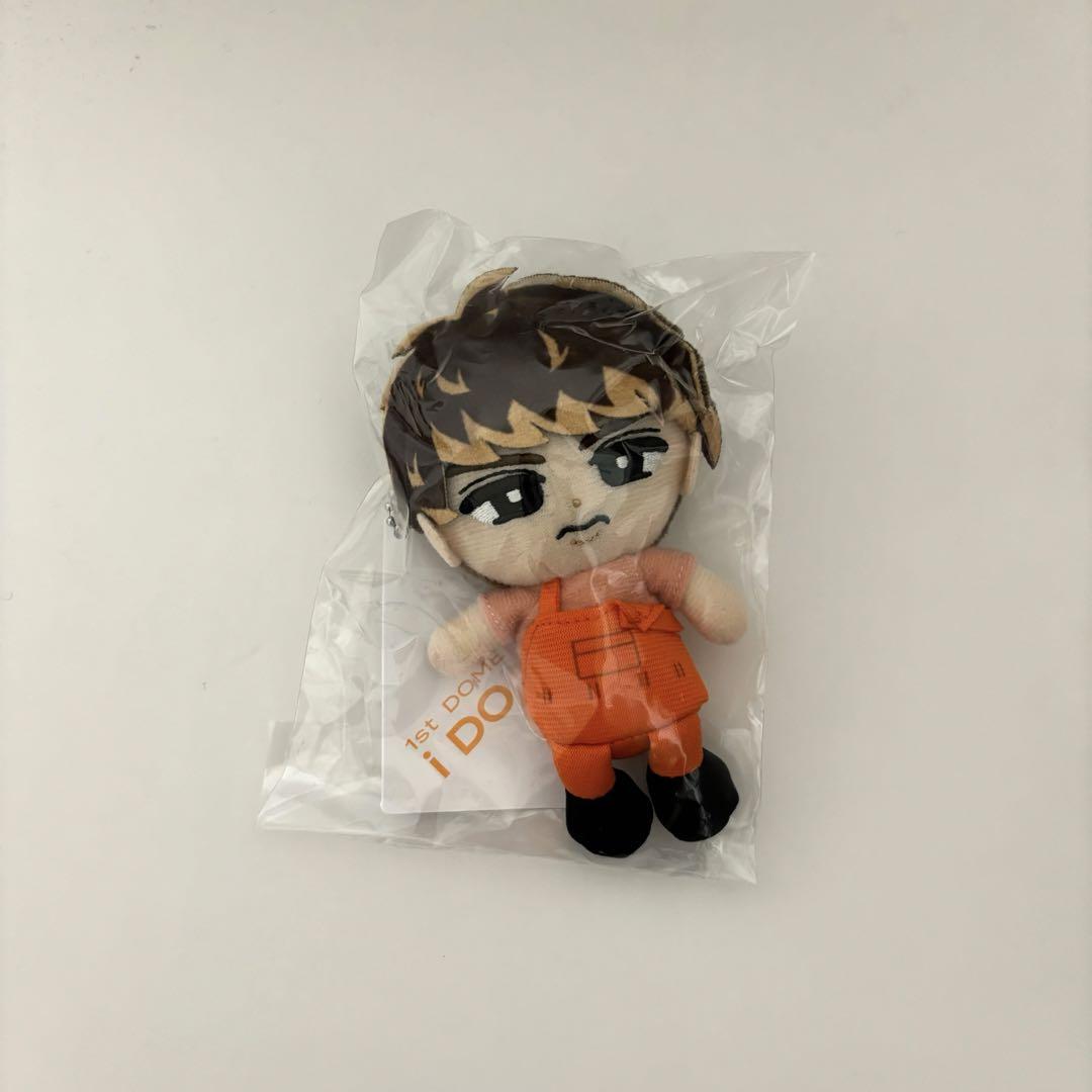 StrayKids トレーディングカード 缶バッチ