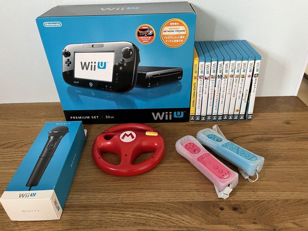 Wii　本体　ソフト8種　リモコン4つ　ハンドル　セット