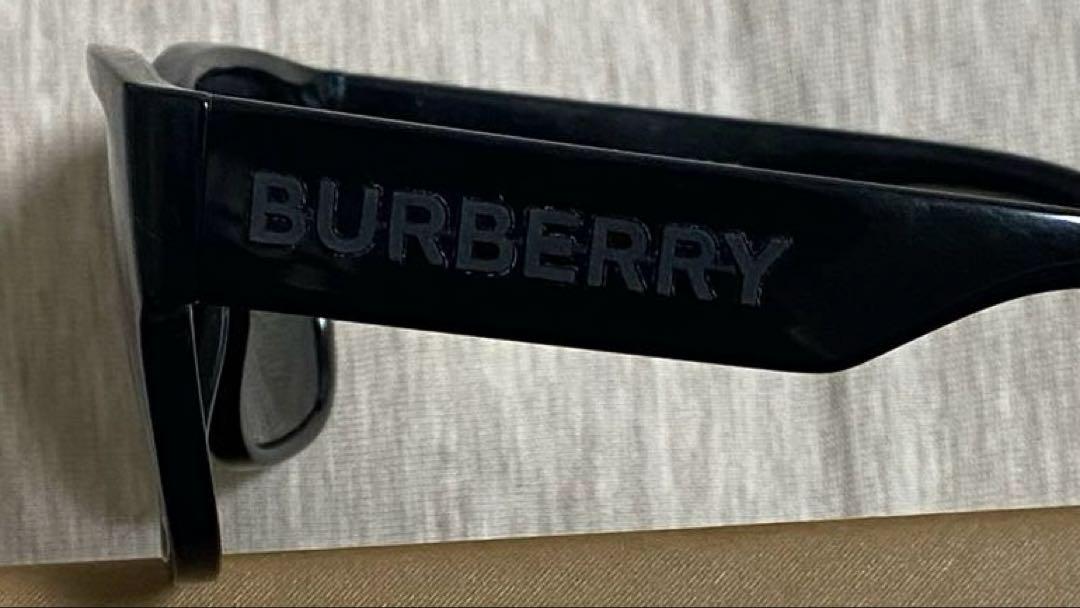 【正規品】Burberry サングラス 付属品完備
