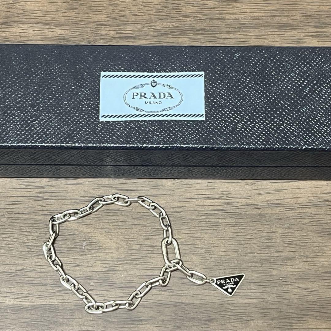 【PRADA プラダ】箱アリ　ブレスレット　シルバー　チェーン　ロゴ