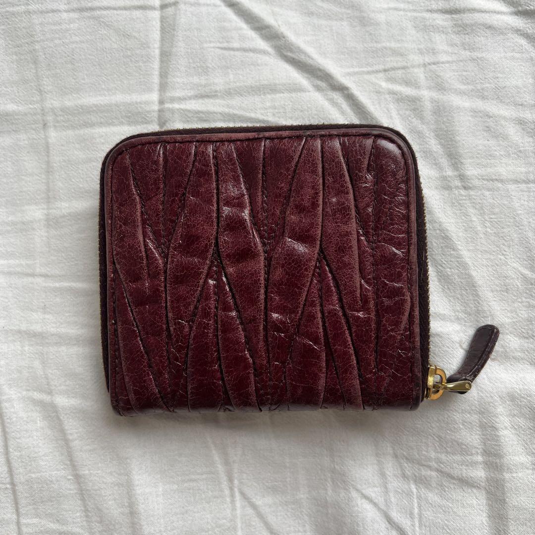 専用miu miu compact leather wallet winered