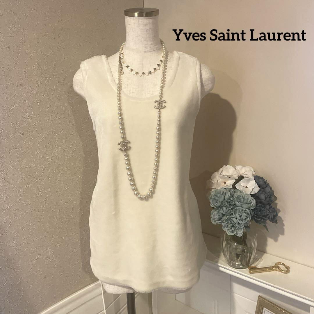 【Yves Saint Laurent】デザイン　ロゴ刺繍　トップス