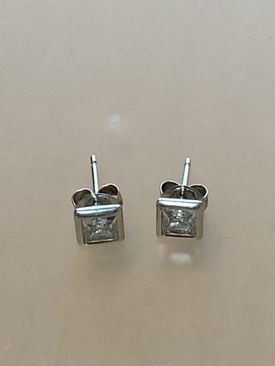 スタージュエリー　star jewelry ピアス　スクエアピアス