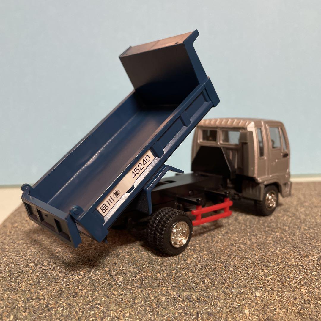ダンプトラック ミニカー 1／43スケール