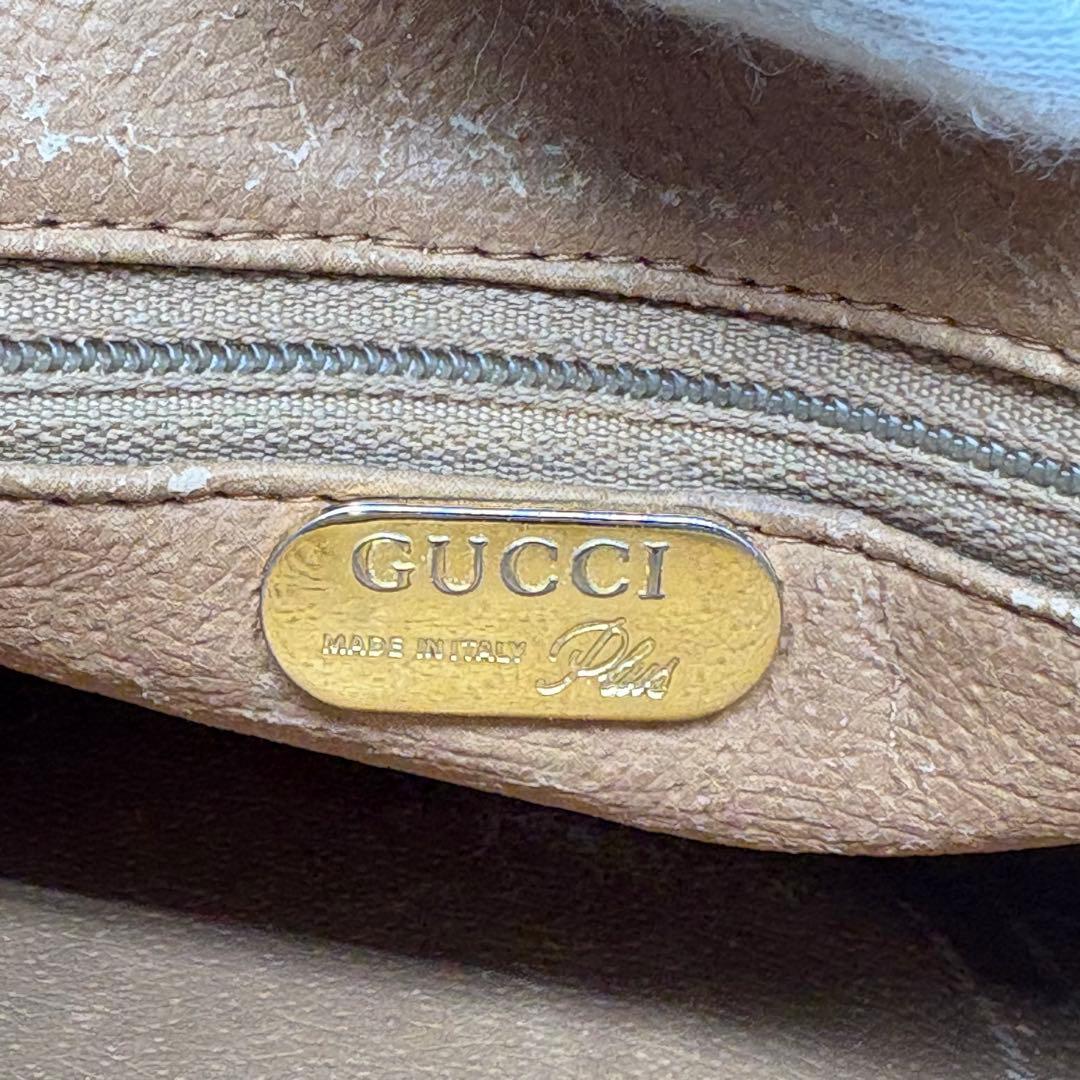美品 GUCCI PLUS グッチ プラス セカンドバッグ PVCレザー GG柄 美品 GUCCI PLUS グッチ プラス セカンドバッグ PVCレザー GG柄