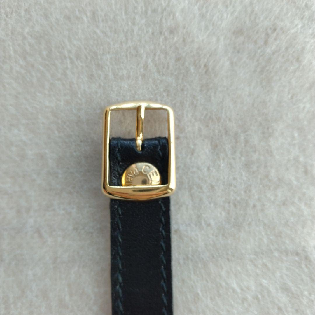 セリーヌCELINE レザーベルト ブレスレット黒 金色装飾 時計