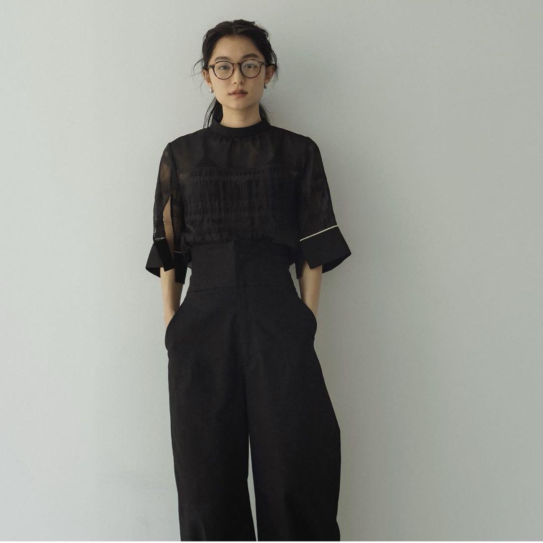 クヌースマーフ2way sheer checked tops クヌースマーフ2way sheer checked tops - メルカリ
