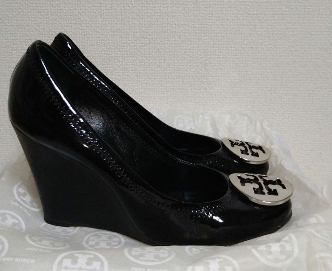 TORY BURCHウェッジソールエナメルパンプス(約23.5cm) TORY BURCHウェッジソールエナメルパンプス(約23.5cm)