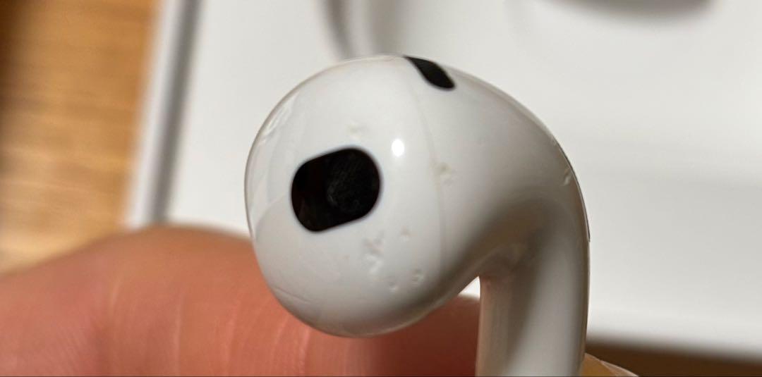 Apple AirPods クリアな
 第3世代 MME73J/A エアポッズ