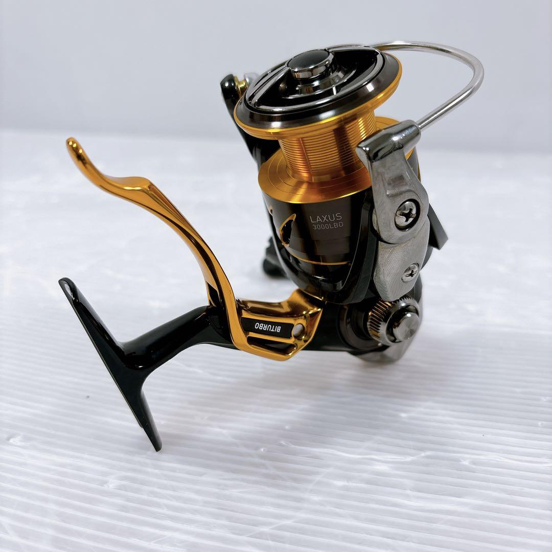 【ほぼ新品】DAIWA 19LAXUS ラグザス 3000LBD スピニング