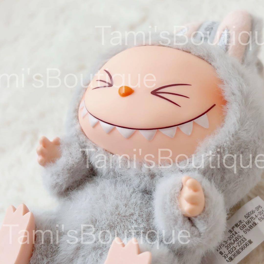 新品✨ 【 LABUBU ラブブ 】Have A Seat HEHE ぬいぐるみ - メルカリ