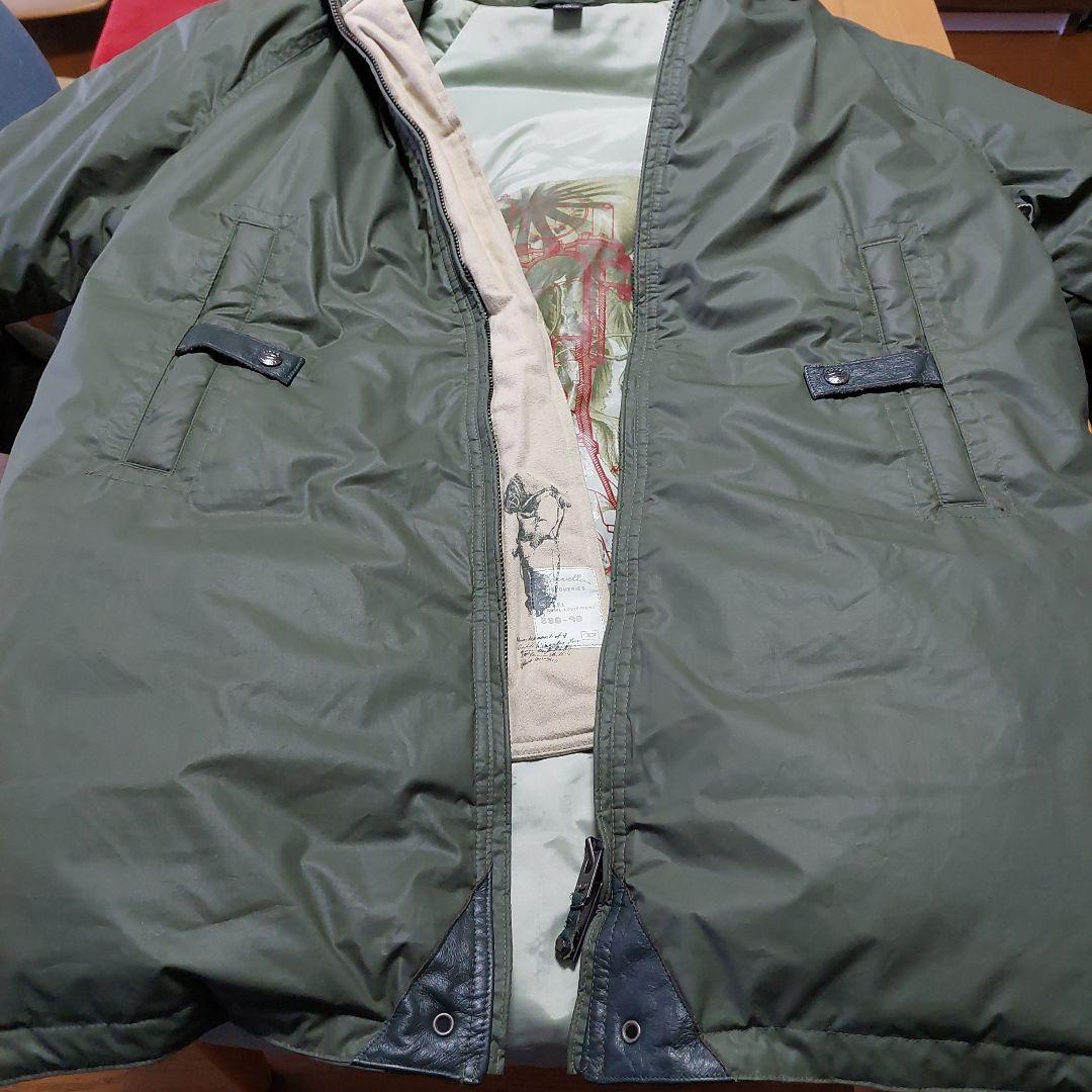 DIESEL ナイロンジャケット 中綿コート Lサイズ DIESEL ナイロンジャケット 中綿コート Lサイズ