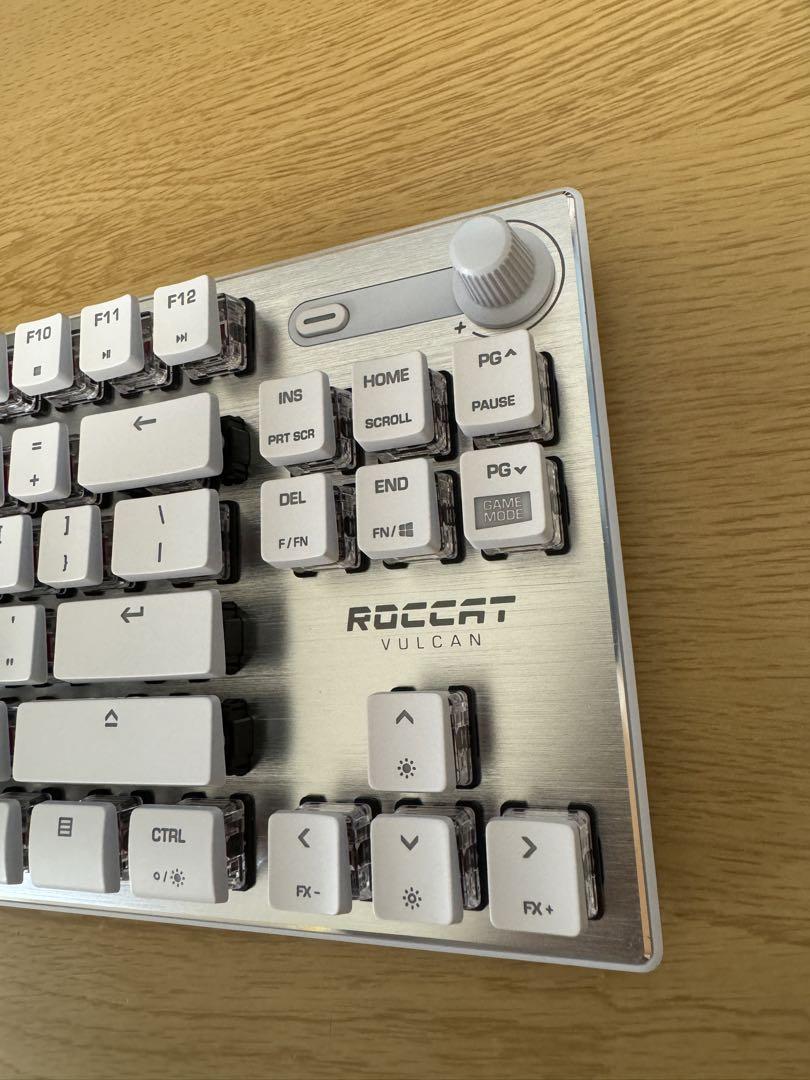 ROCCAT Vulcan TKL Pro ホワイト 英語配列モデル