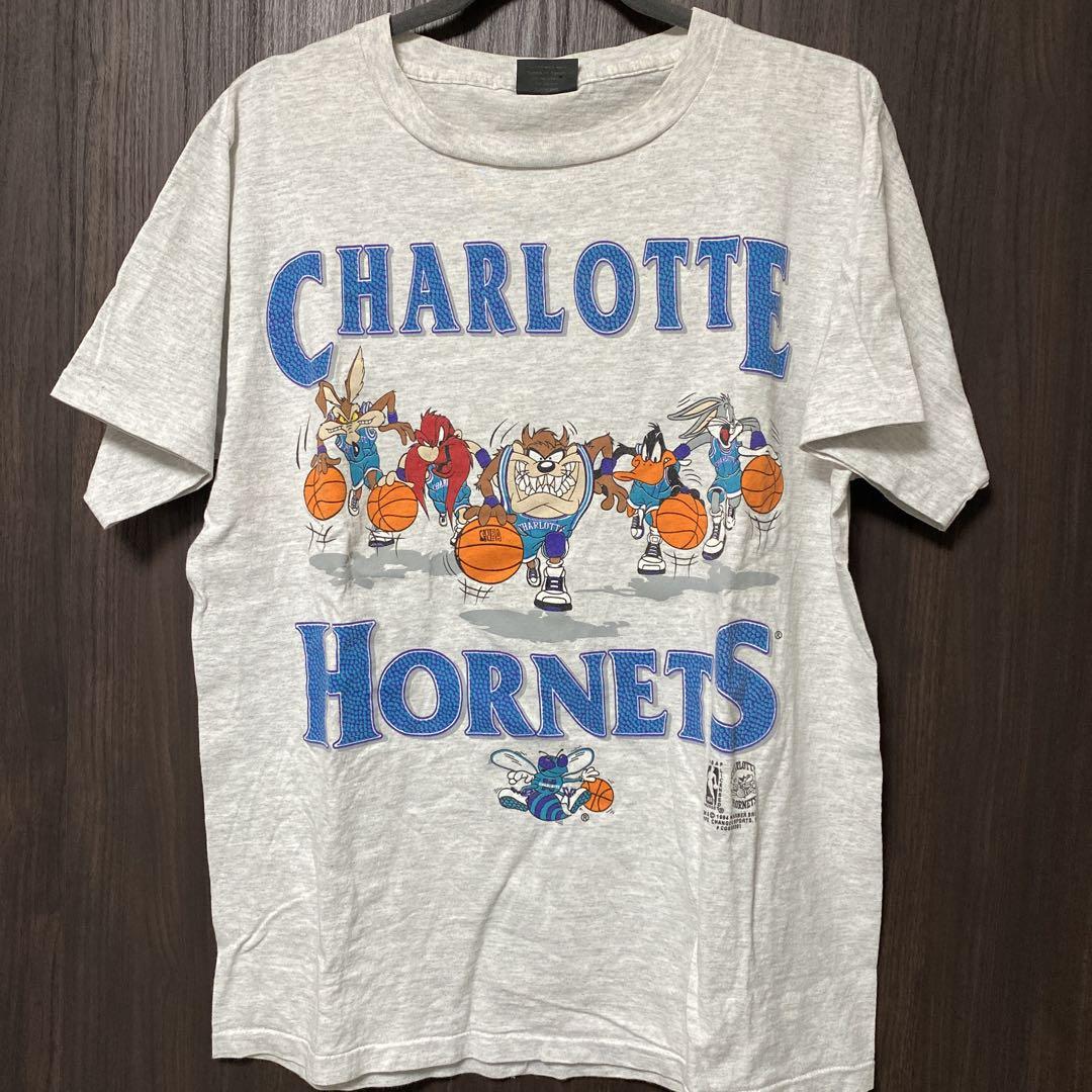 ルーニーテューンズ ×CHARLOTTE Hornets Tシャツ Lサイズ