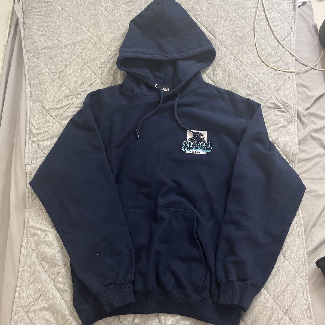 XLARGEネイビーパーカー XLARGE ネイビー パーカー M - メルカリ