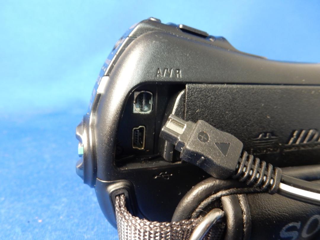 2788 HANDYCAM DCR-SR220 SONY 美品 新品電池 他 カメラ