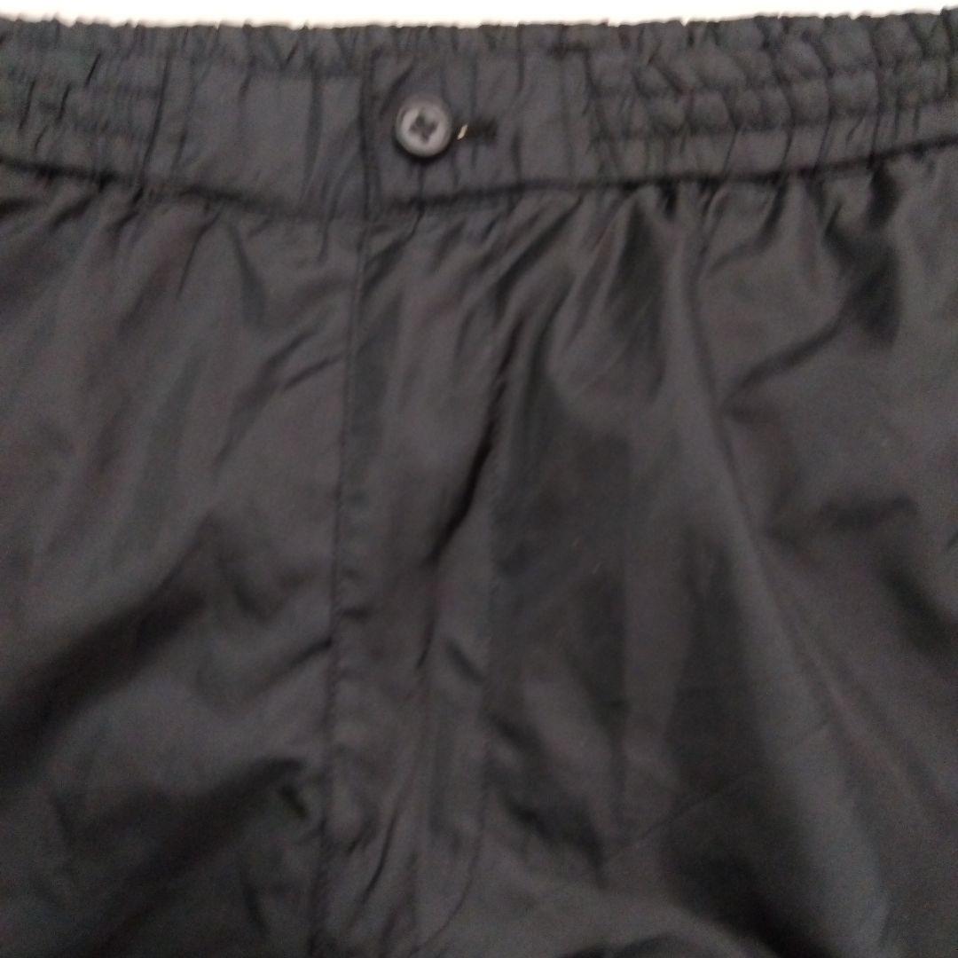シャカシャカ 黒