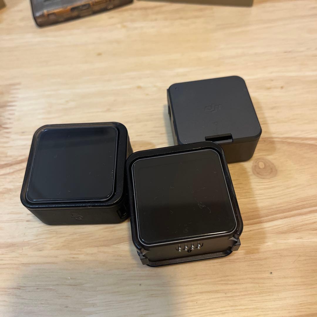 DJI Action2 アクションカメラ&ケース&電池パックセット DJI Action2 アクションカメラ&ケース&電池パックセット