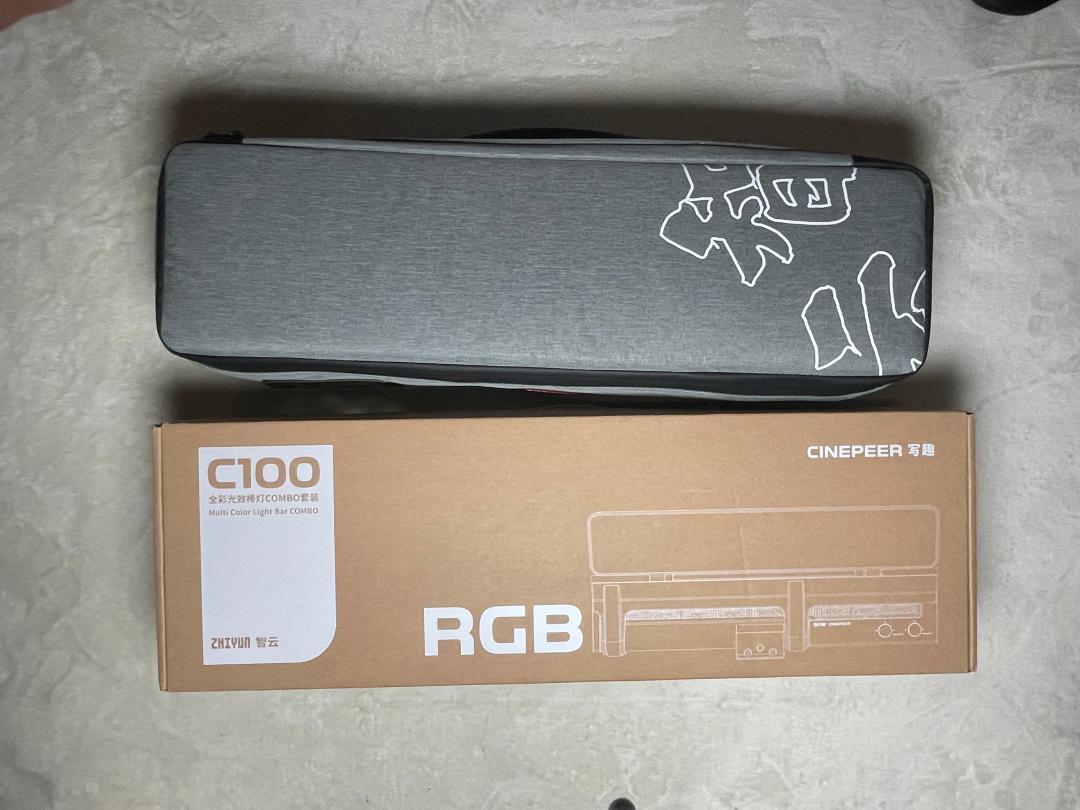 デジタルカメラ ZHIYUN CINEPEER C100 RGB Light