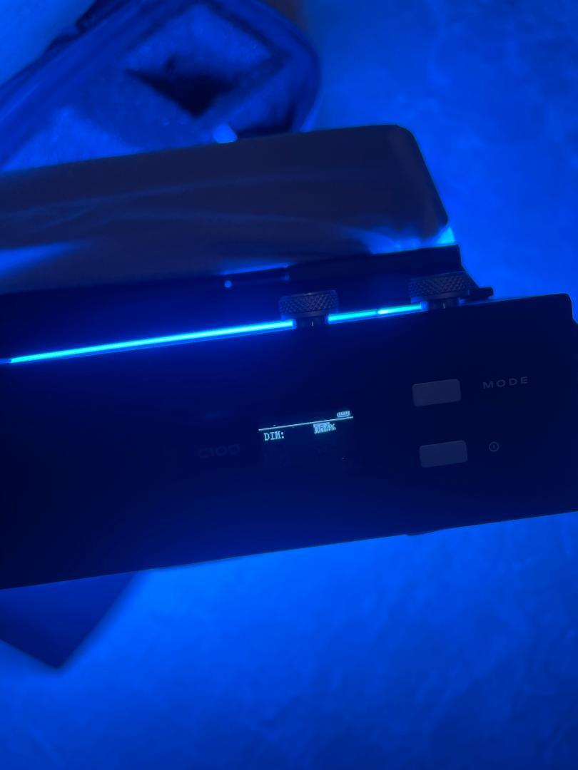 デジタルカメラ ZHIYUN CINEPEER C100 RGB Light