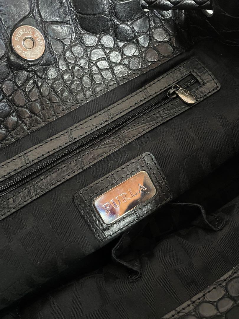 ✨美品現行ロゴ✨【フルラ】トートバッグ　クロコ型押し　水色　A4収納可能　保存袋 FURLA - 【極美品】FURLA クロコ型押し トートバッグ