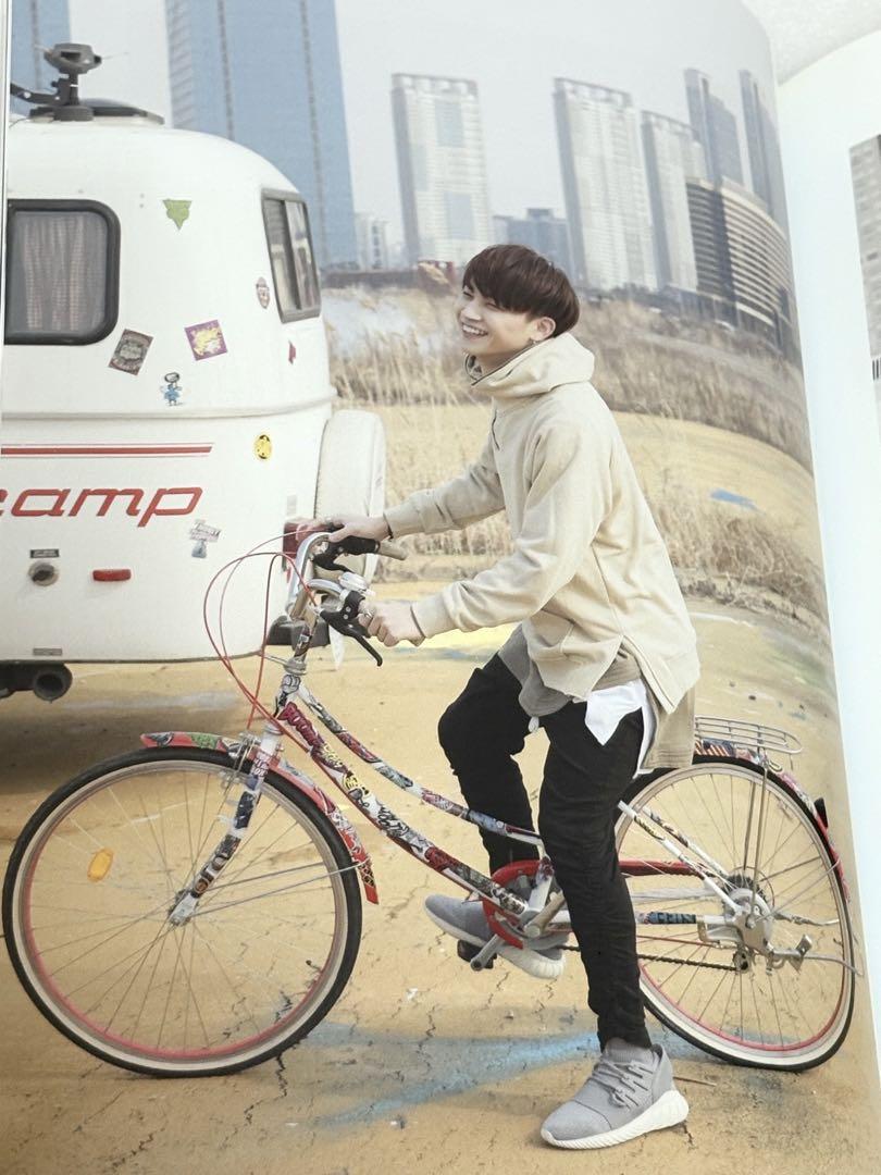 【希少】GOT7 FLIGHT LOG: DEPARTURE DVD 写真集