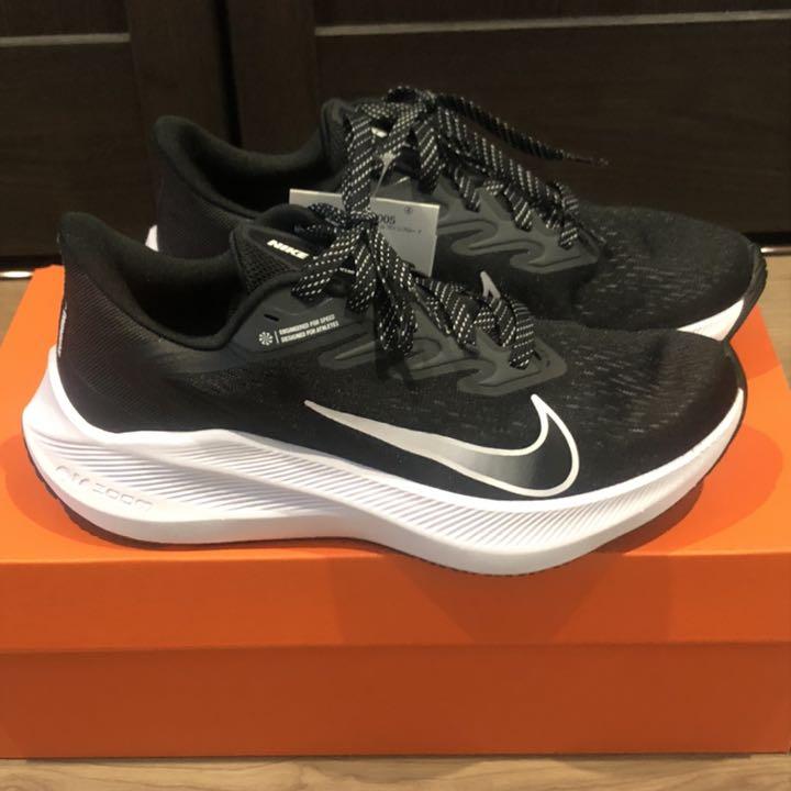 在庫一掃最安挑戦 【室内試着のみ】NIKE エア ズーム ウィンフロー 7