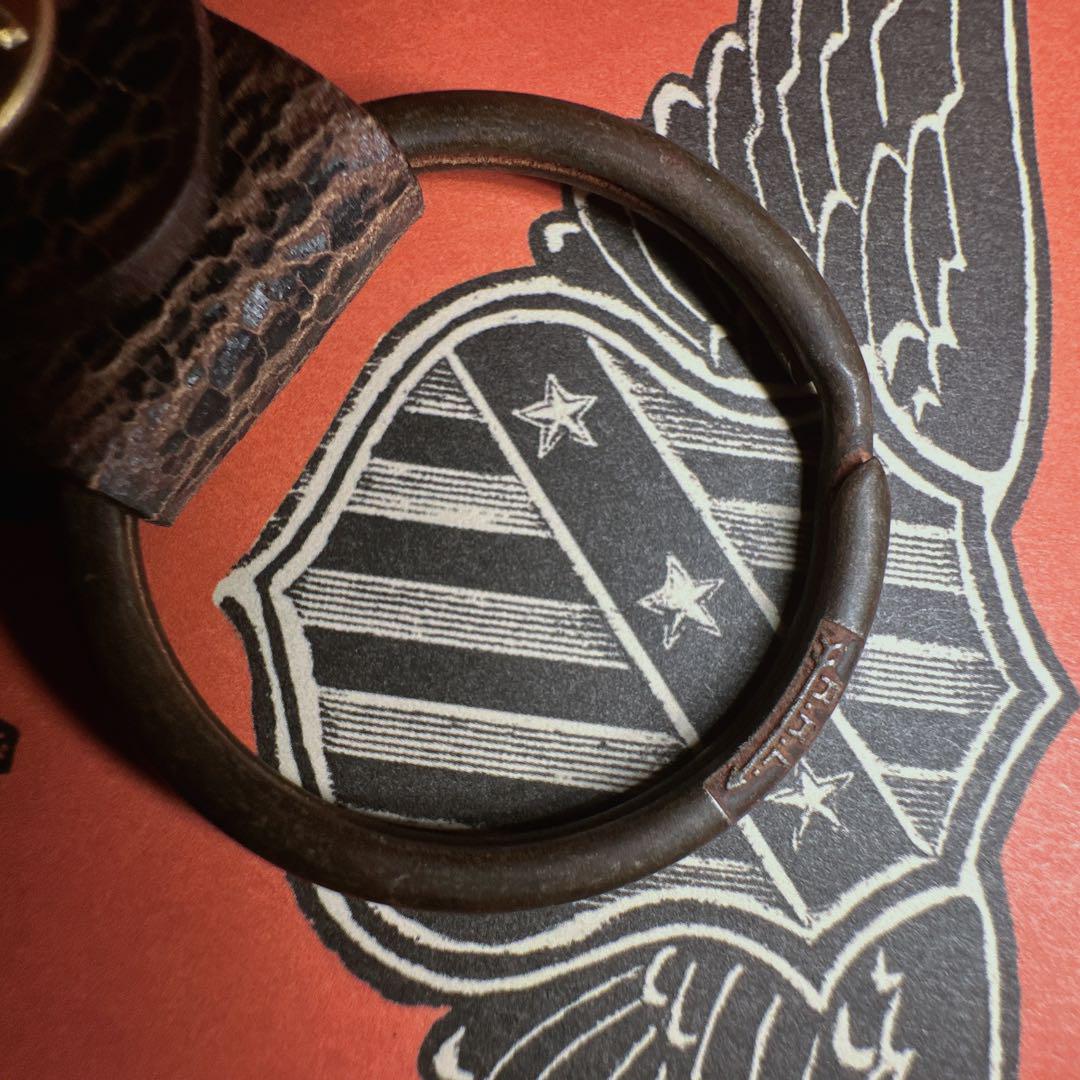 RRL 经典ベルトキーリング | 使い込まれた革と銅のバックル