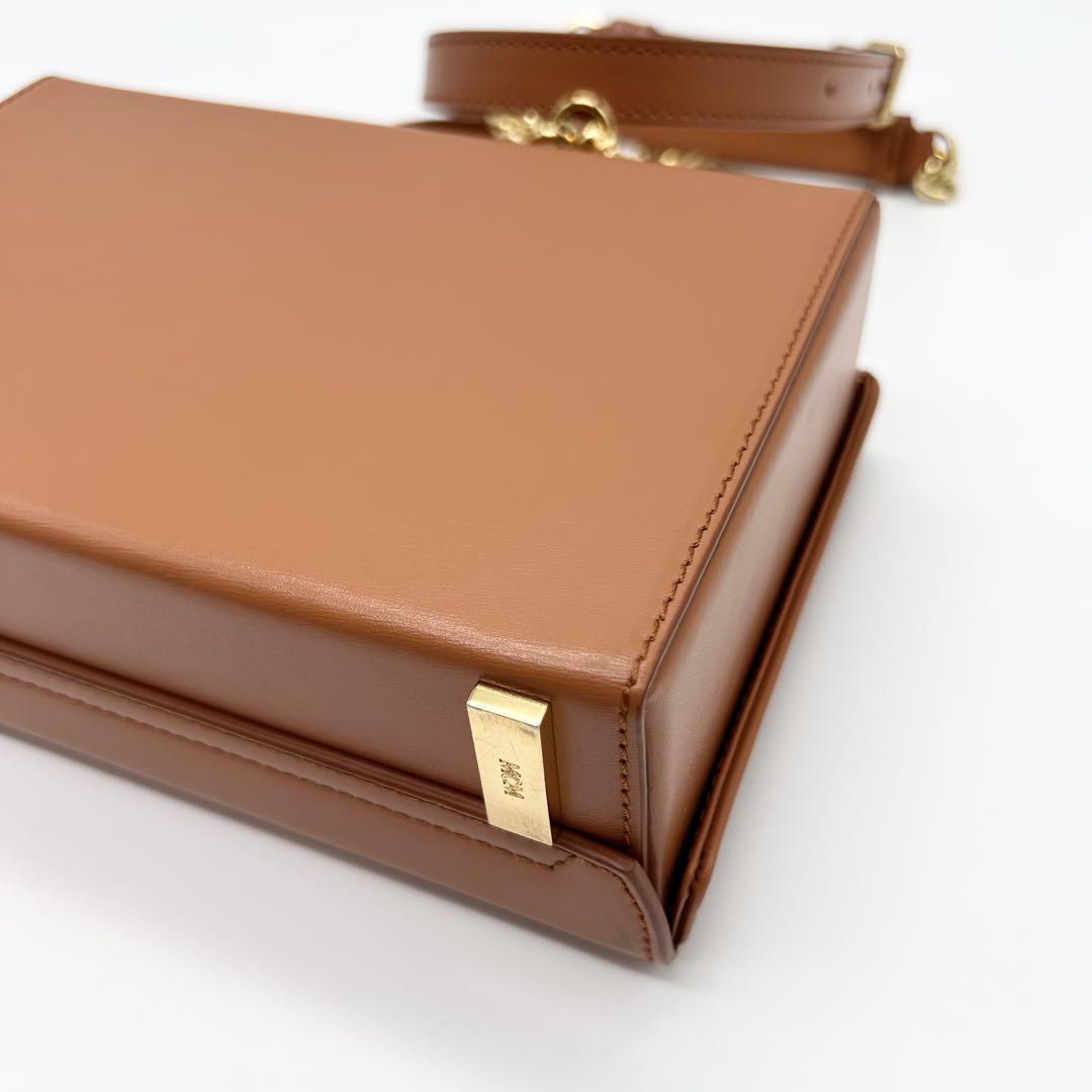 未使用に近い MCM ベルリン トランク チェーン ショルダーバッグ