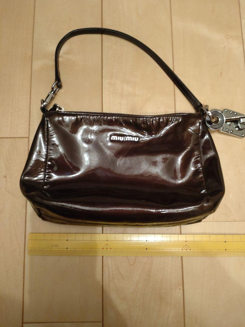 miu miu バッグ★今だけ値下げです！ miu miu バッグ☆今だけ値下げです！