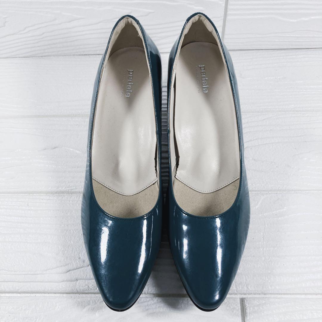【美品】　ペダラ　アシックス　エナメル　パンプス　24.5㎝ グリーン　レザー