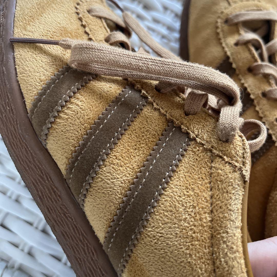 adidas TOBACCO GRUEN タバコ　グルーエン　ワイルドブラウン