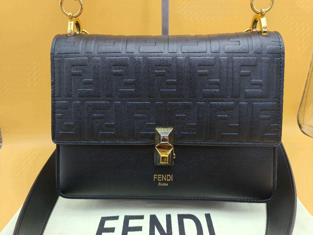 新品✨ FENDI 　2WAY ハンドバッグ　ショルダーバッグ 黒