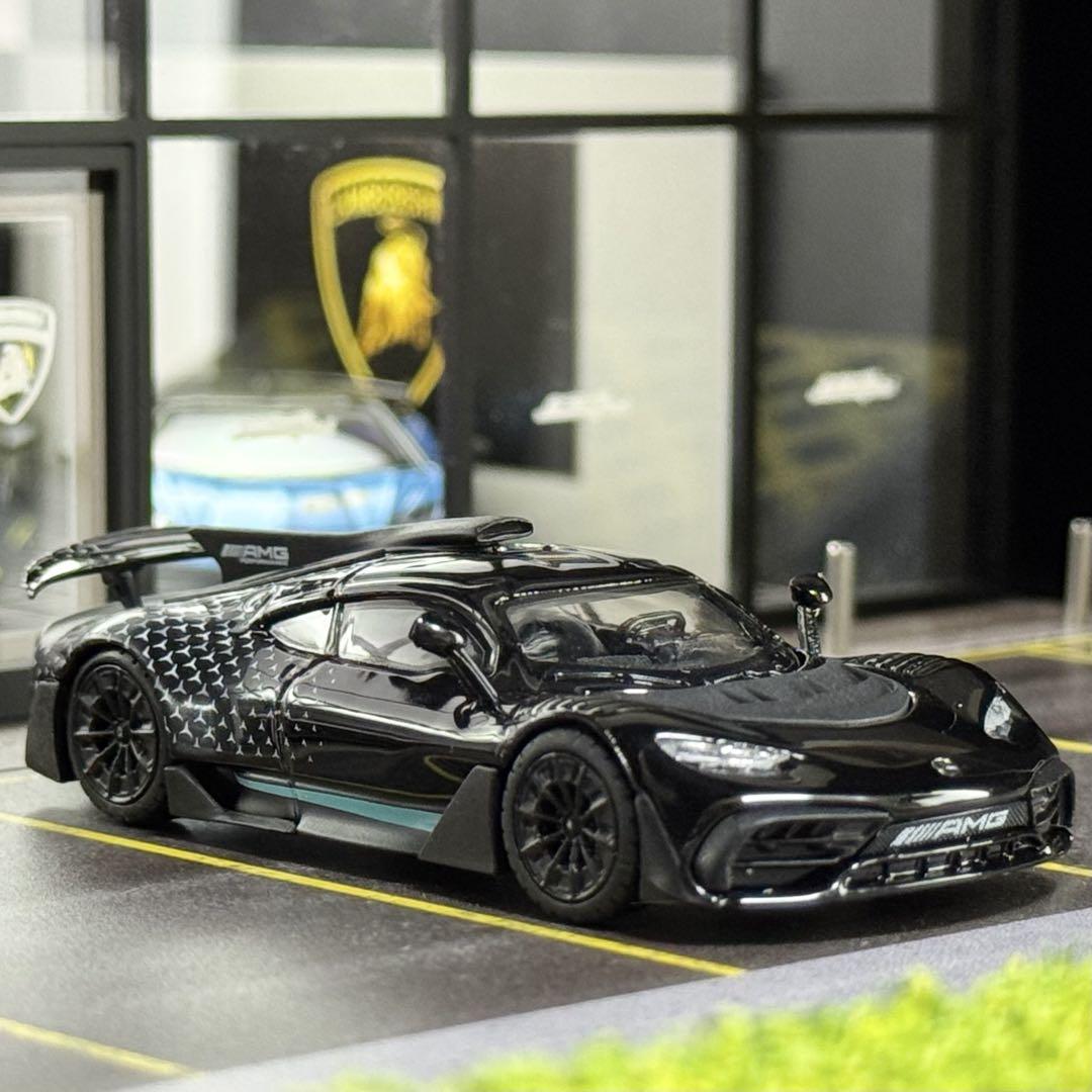 【レア】メルセデスAMG ONE1/64ミニカー ブラックロゴ入り