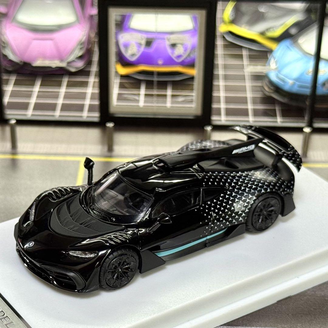【レア】メルセデスAMG ONE1/64ミニカー ブラックロゴ入り