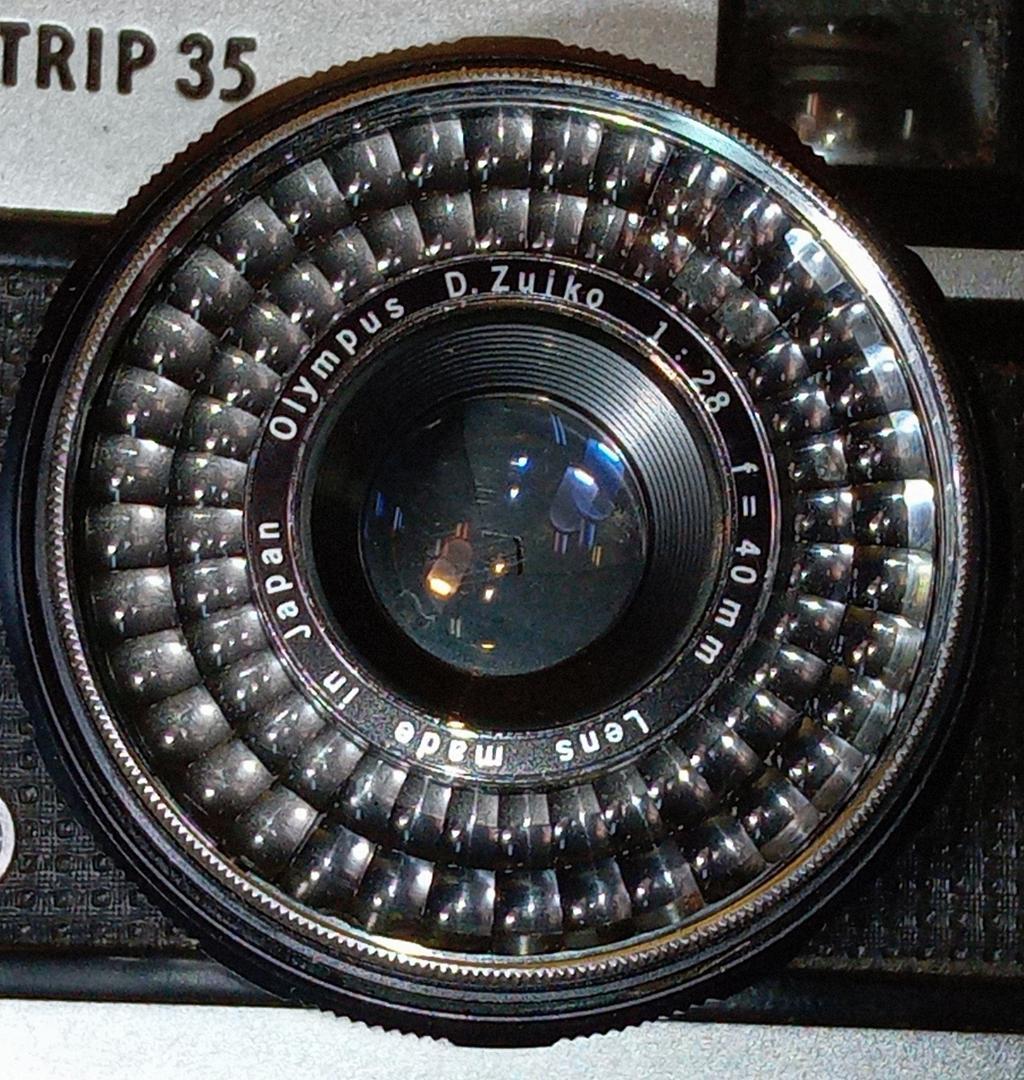 OLYMPUS TRIP35 ブラック 動作未確認ジャンク品 Yahoo!オークション -「trip35 ジャンク」の落札相場・落札価格