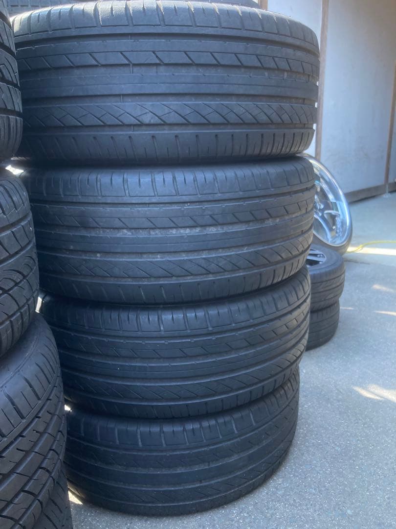 希少美品!フォード クーガ 純正18インチバリ山235/50R18 希少美品!フォード クーガ 純正18インチバリ山235/50R18