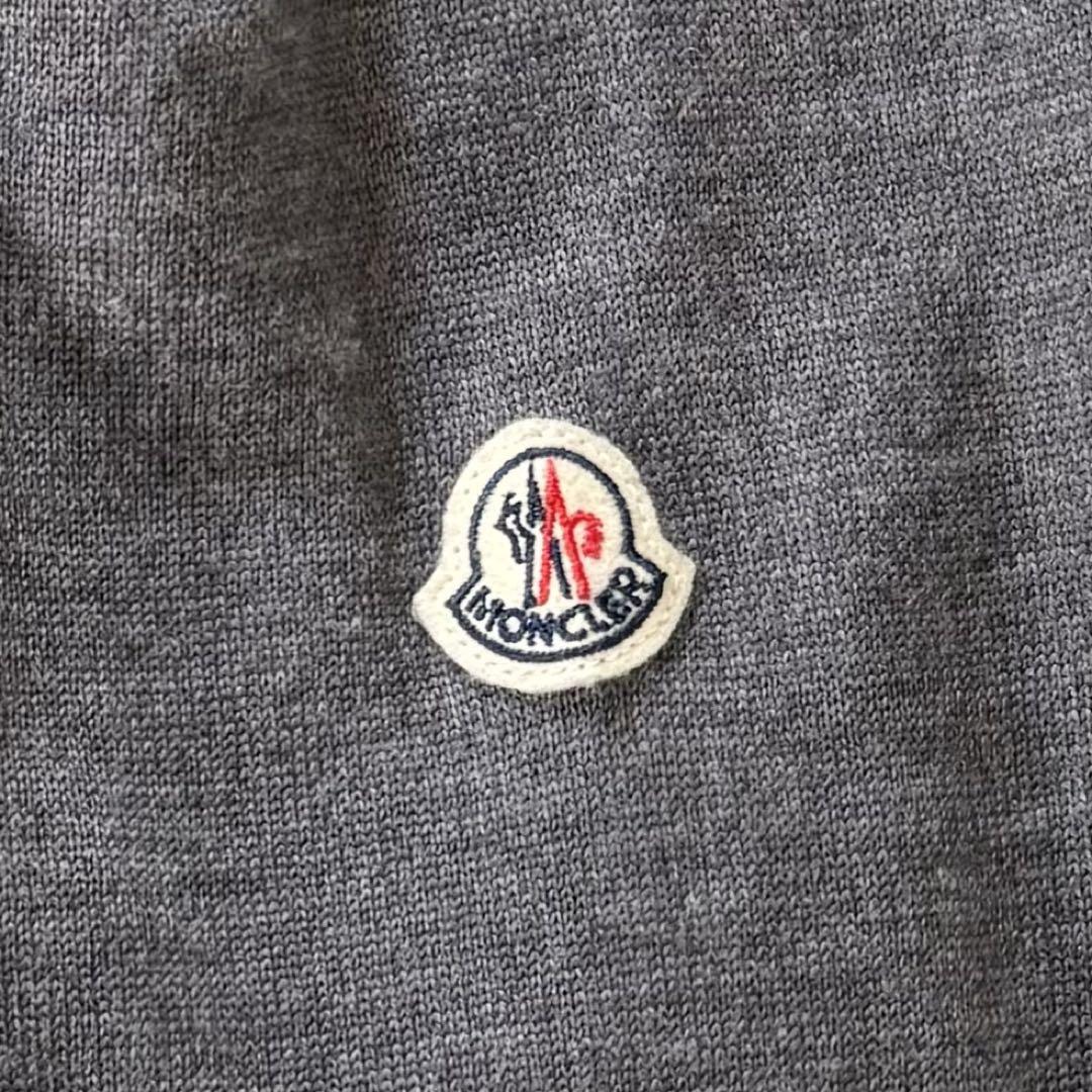美品 MONCLER モンクレール Vネック ウールニット グレー ワッペン L