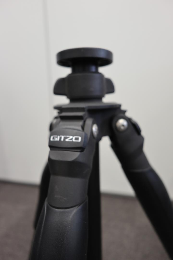 が大特価! 【美品】三脚+雲台gitzo gt2331 + manfrotto 804rc2