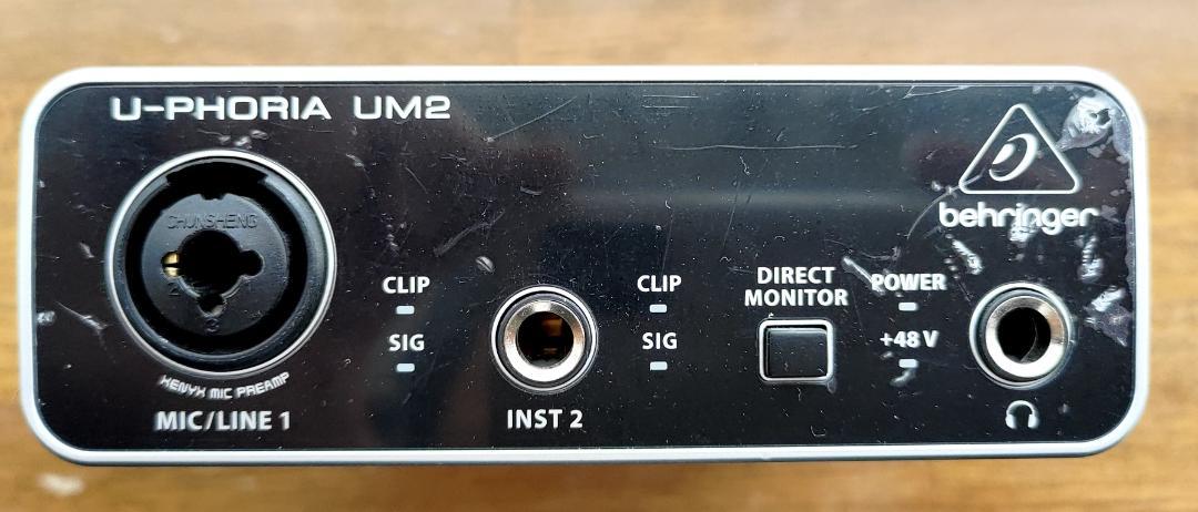 【美品・箱マニュアル等付】Behringer UM2 オーディオインターフェース