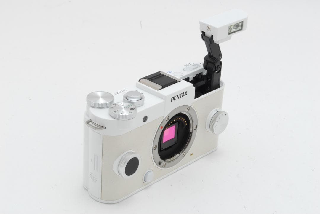 【ほぼ新品 元箱付き】 ペンタックス PENTAX Q-S1 レンズキット 【ほぼ新品 元箱付き】 ペンタックス PENTAX Q-S1 レンズキット