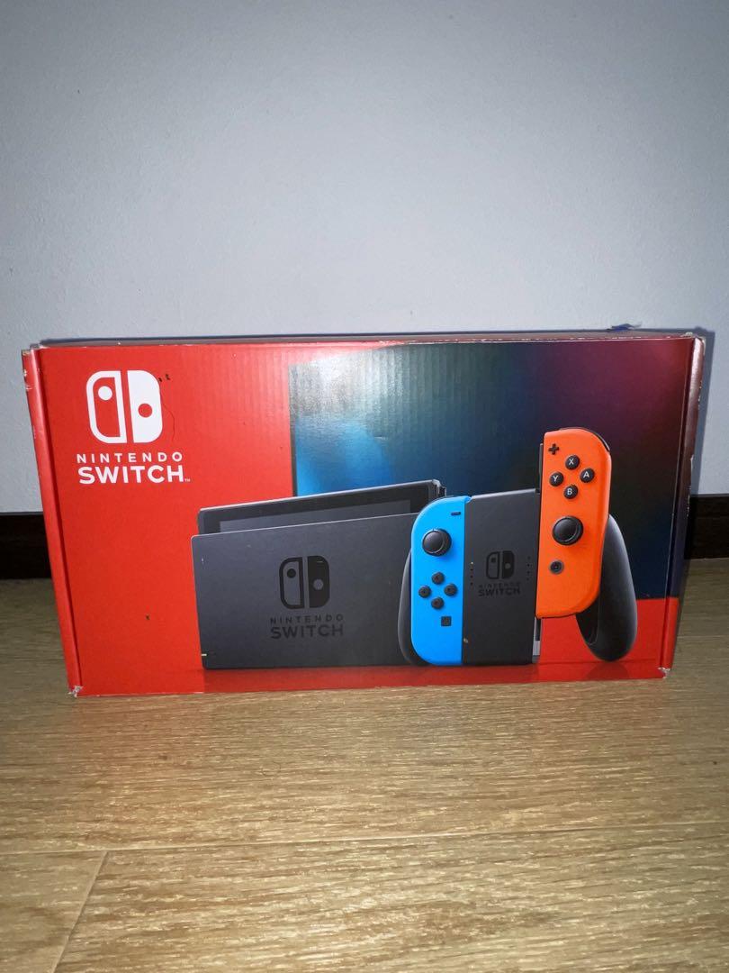 Nintendo Switch 本体 付属品 ケース付き Nintendo Switch 本体 付属品 ケース付き