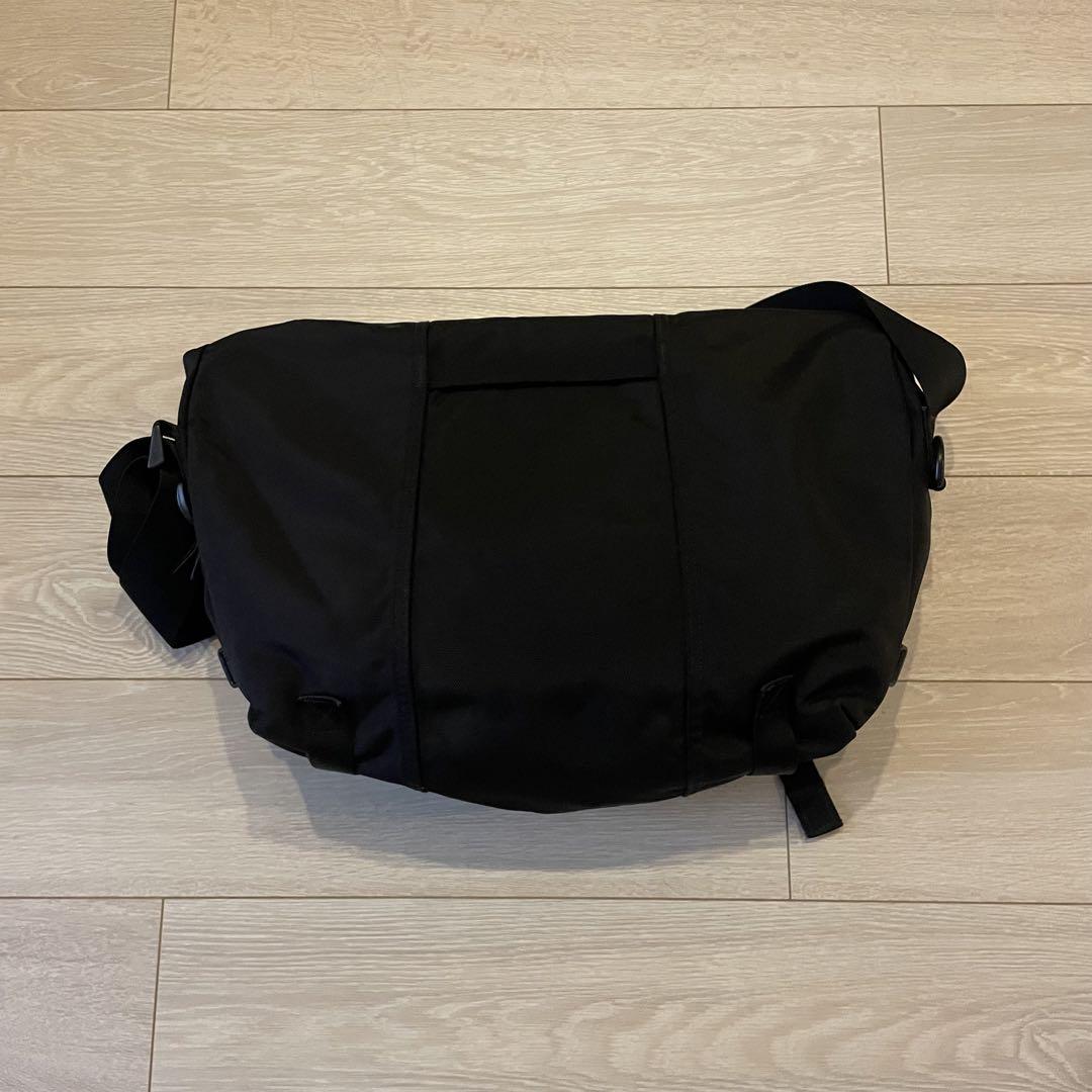 Timbuk2 クラシックメッセンジャー M 黒 - メルカリ