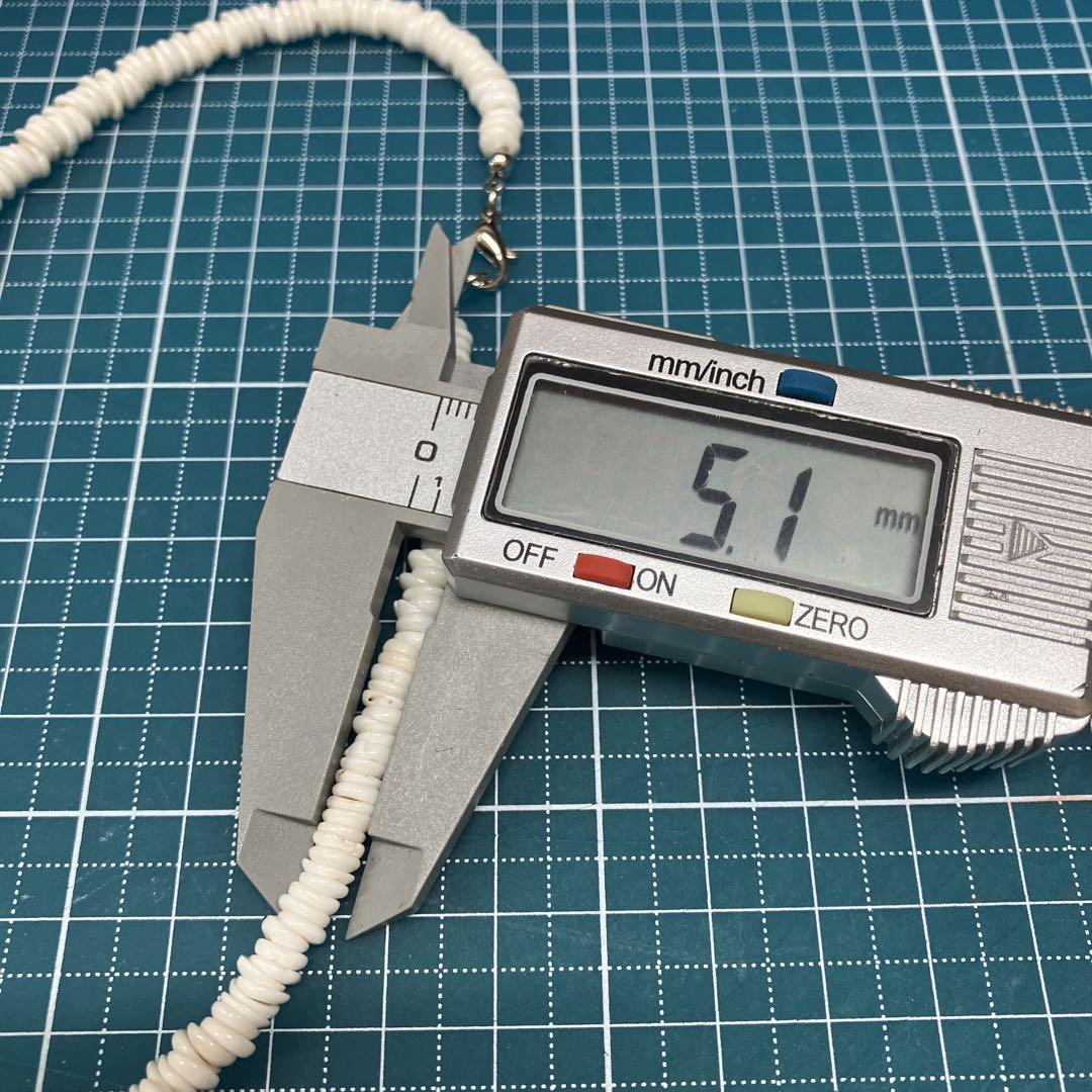最高級極小約5.2ミリ幅前後ホワイトプカシェル465個使用全長約60センチネック